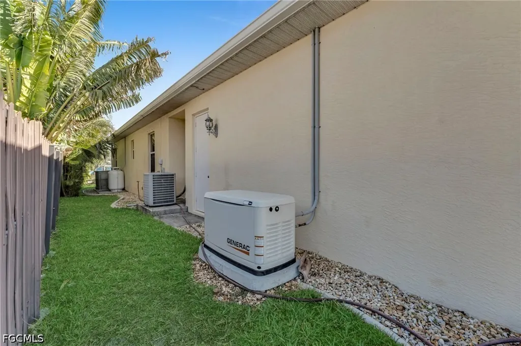 3413 Embers Parkway W Cape Coral FL 33993