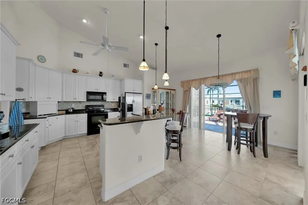 3413 Embers Parkway W Cape Coral FL 33993