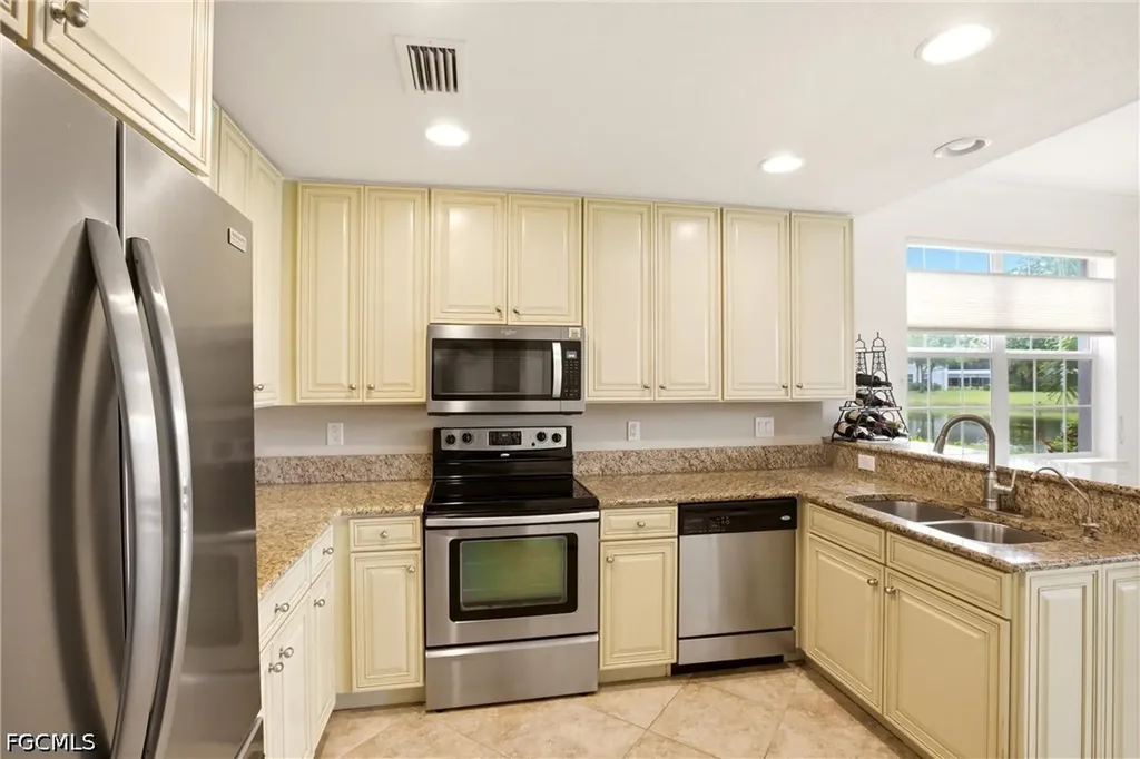 13010 Pebblebrook Point Circle Fort Myers FL 33905