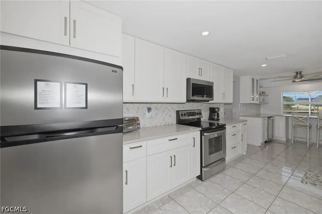 1717 SE 41st Street Cape Coral FL 33904
