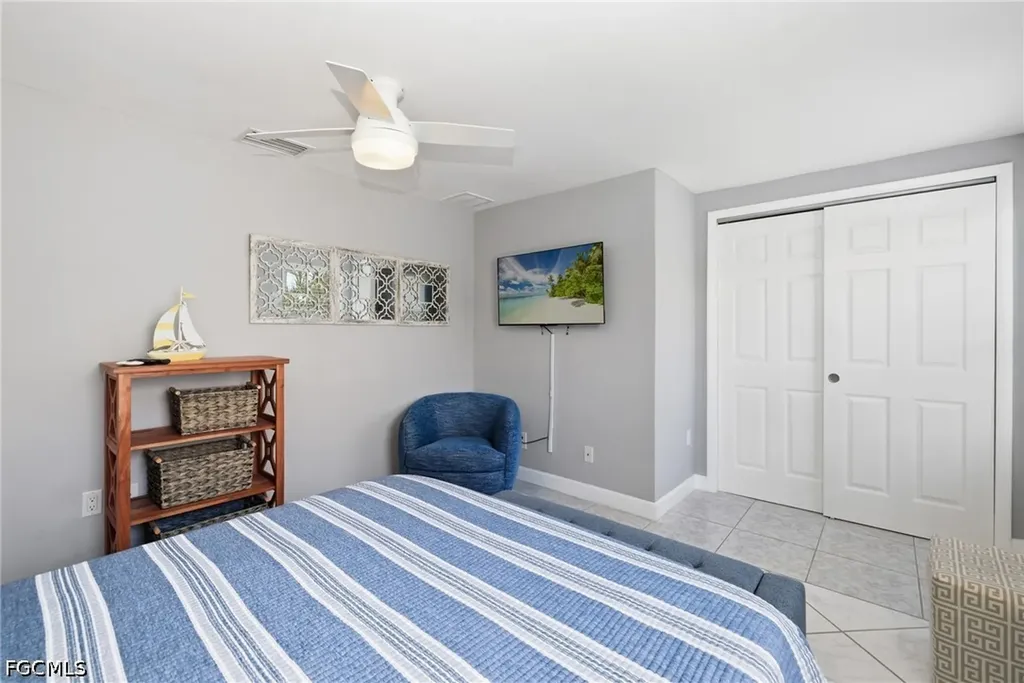 1717 SE 41st Street Cape Coral FL 33904