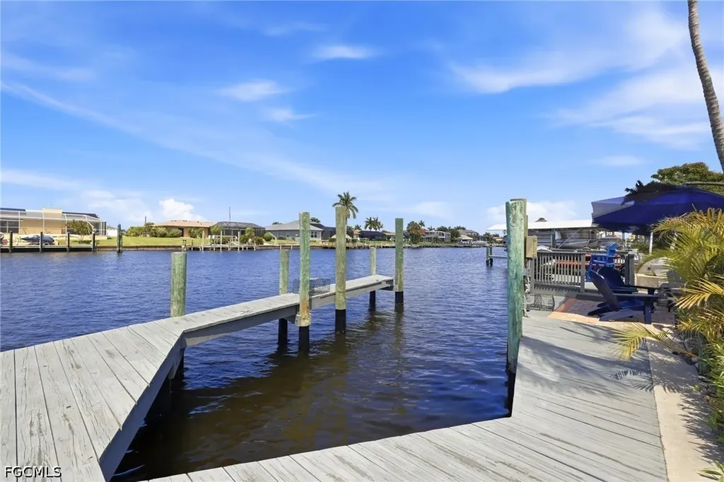 1717 SE 41st Street Cape Coral FL 33904