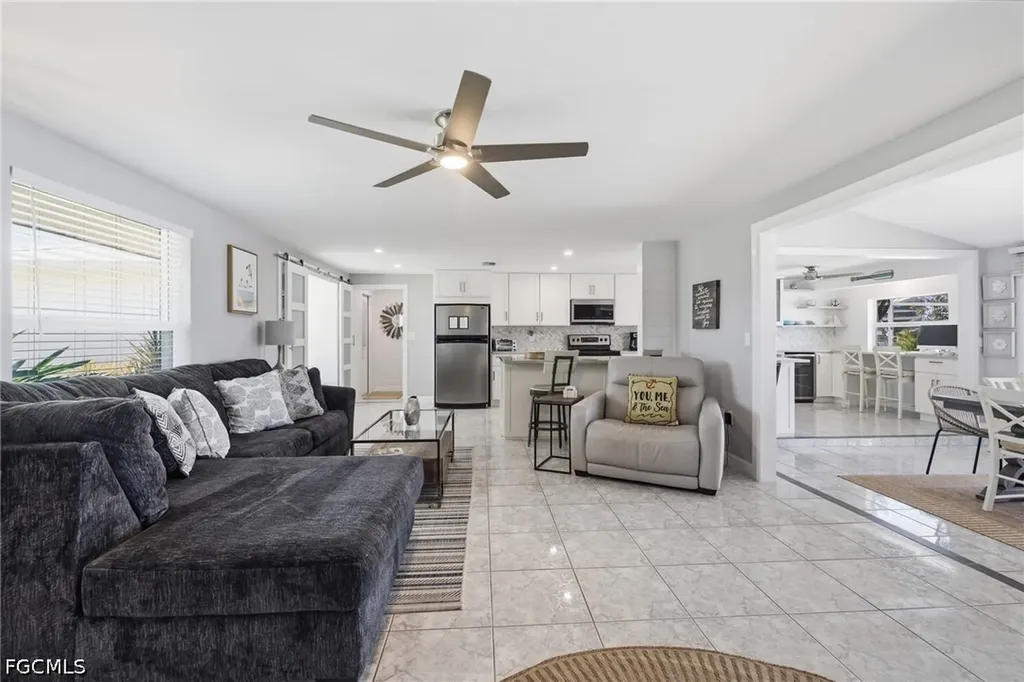 1717 SE 41st Street Cape Coral FL 33904