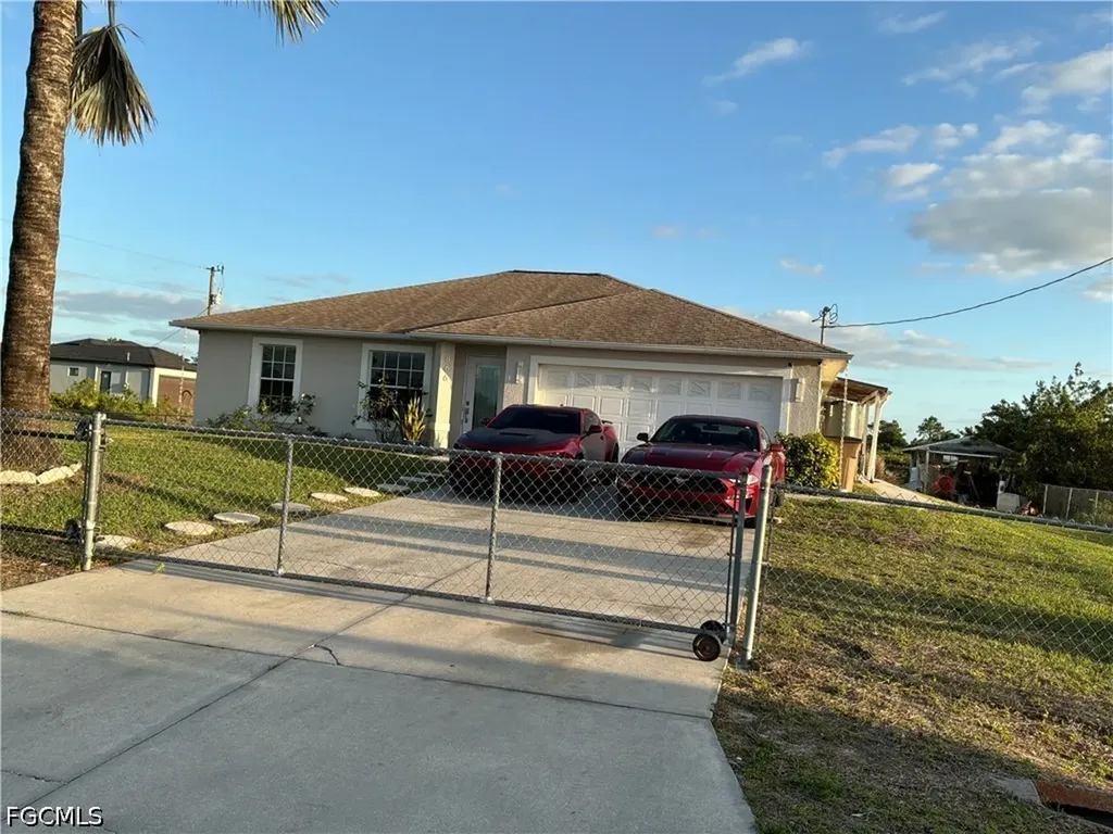 866 Chipley Street E Lehigh Acres FL 33974