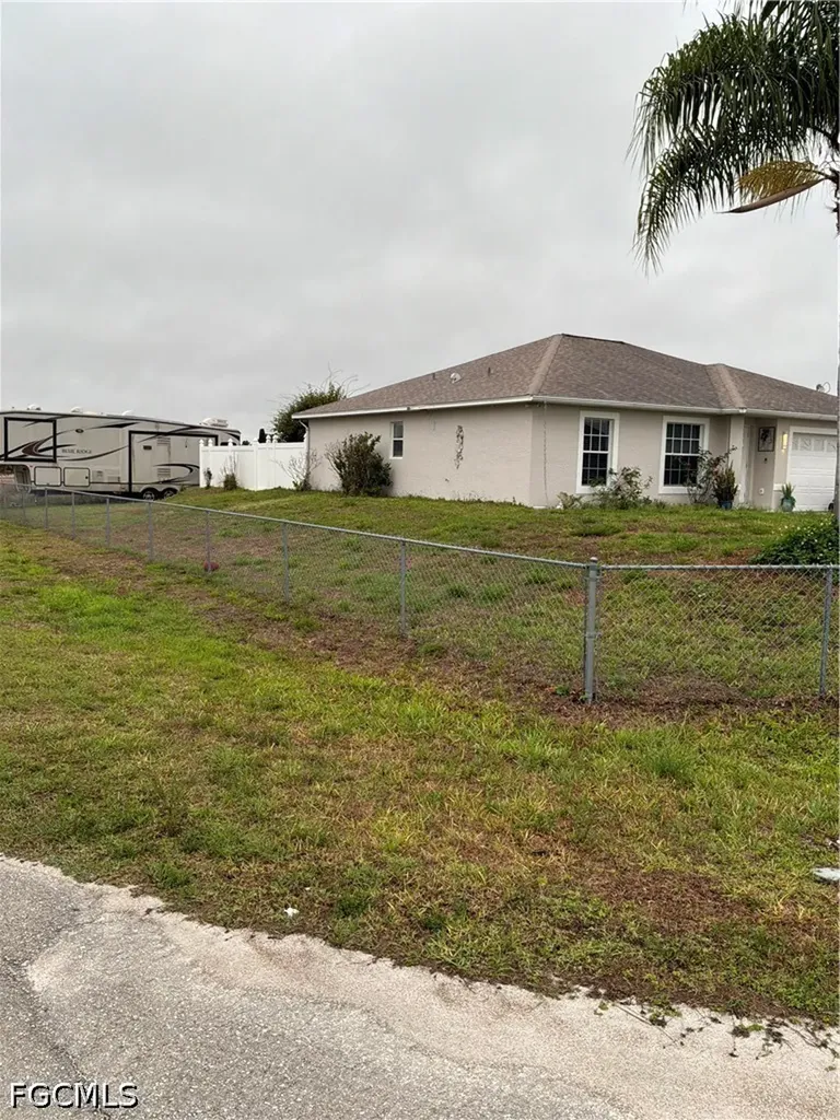 866 Chipley Street E Lehigh Acres FL 33974
