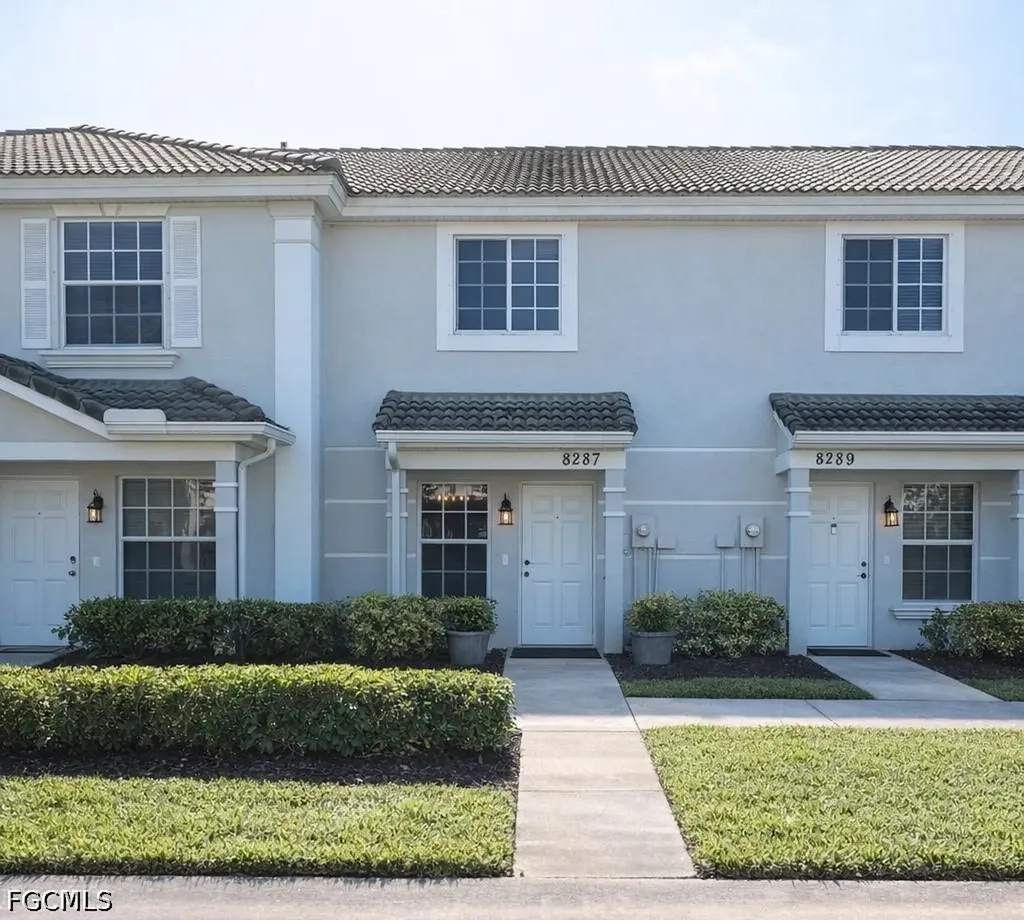 8287 Pacific Beach Drive Fort Myers FL 33966