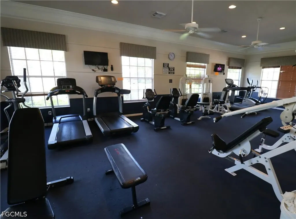 8287 Pacific Beach Drive Fort Myers FL 33966