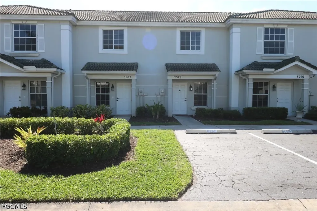 8287 Pacific Beach Drive Fort Myers FL 33966