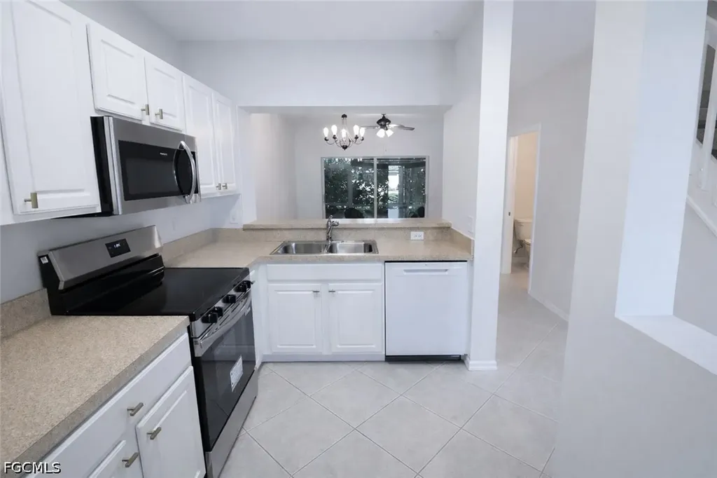 8287 Pacific Beach Drive Fort Myers FL 33966