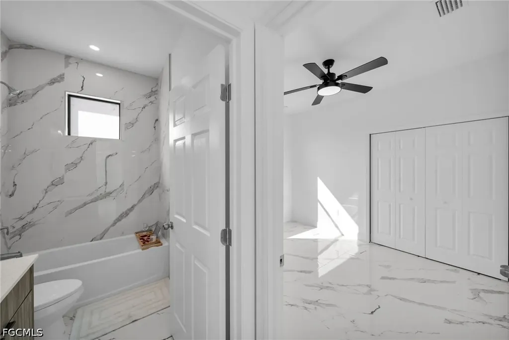 1208 NW 25th Place Cape Coral FL 33993