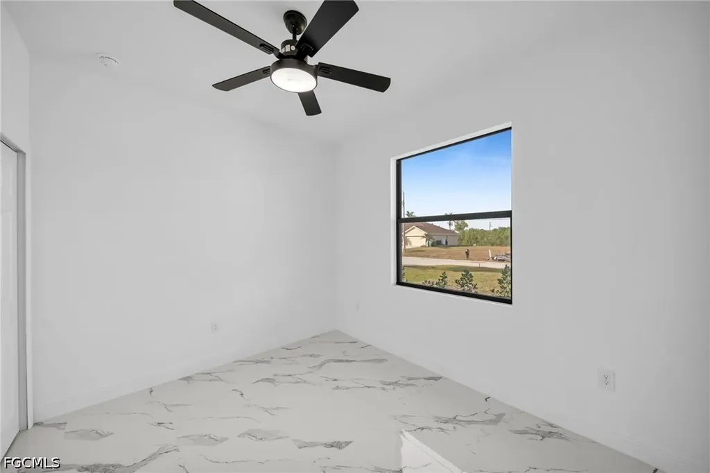 1208 NW 25th Place Cape Coral FL 33993