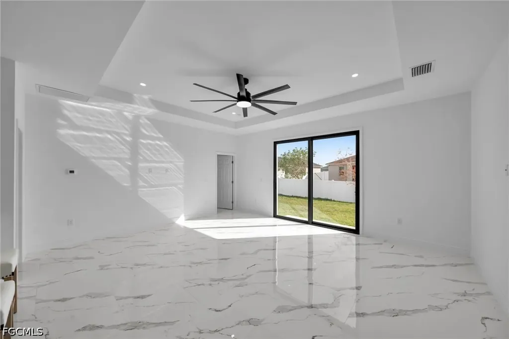1208 NW 25th Place Cape Coral FL 33993
