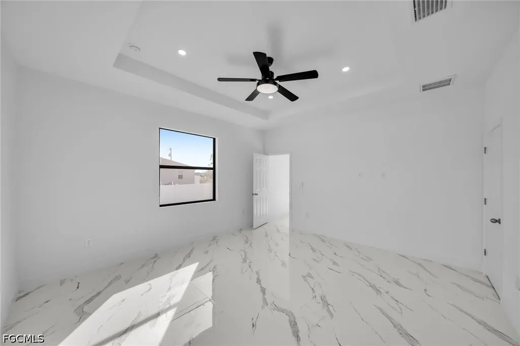 1208 NW 25th Place Cape Coral FL 33993