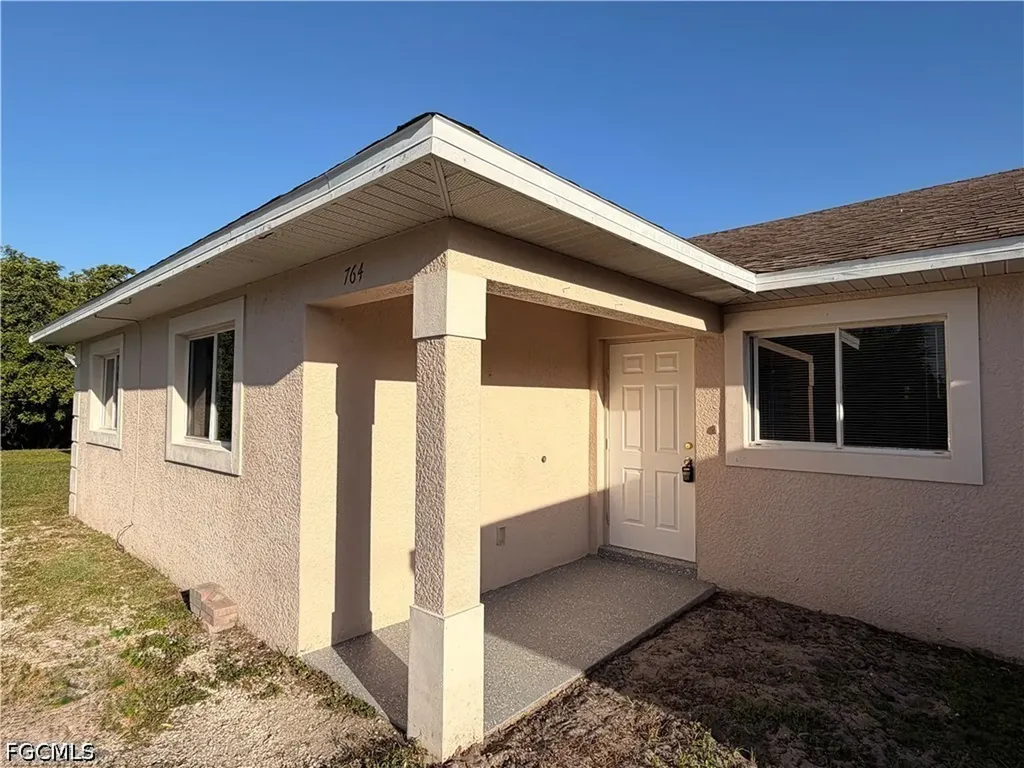 762 Gallo Avenue S Lehigh Acres FL 33974