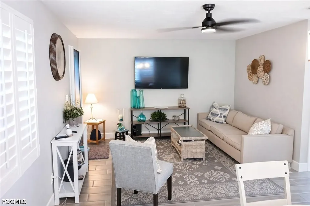 6 Aztec Lily Lane Lehigh Acres FL 33936