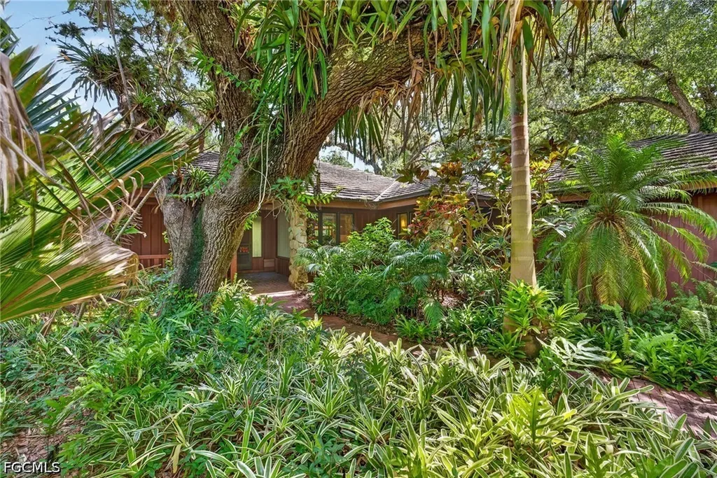 Fort Myers FL 33905