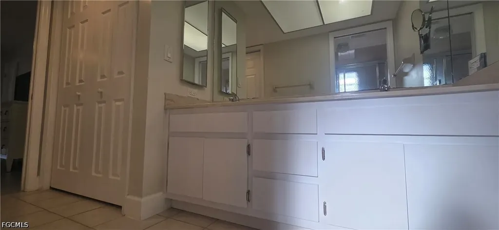 534 SE 34th Terrace Cape Coral FL 33904