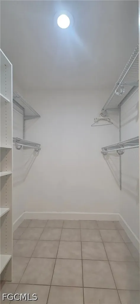 534 SE 34th Terrace Cape Coral FL 33904