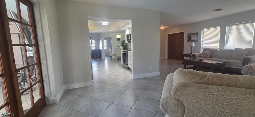 534 SE 34th Terrace Cape Coral FL 33904