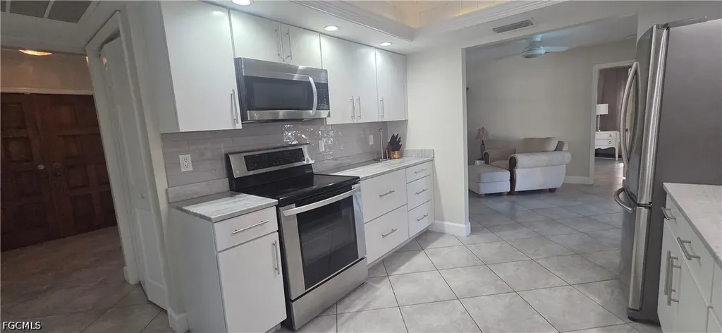 534 SE 34th Terrace Cape Coral FL 33904