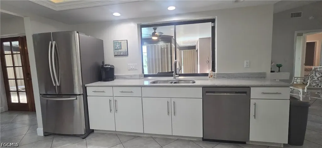 534 SE 34th Terrace Cape Coral FL 33904