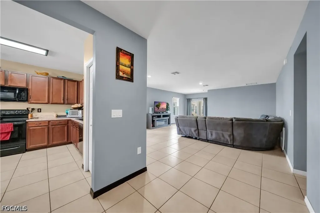 10549 Canal Brook Lane Lehigh Acres FL 33936