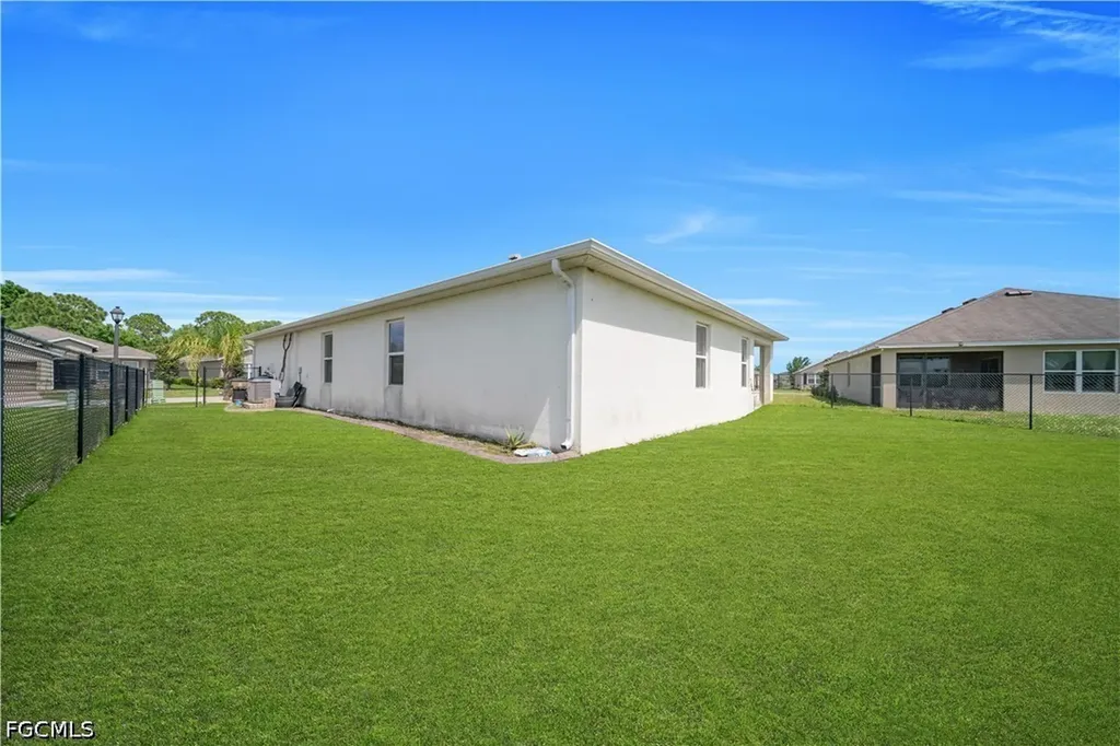 10549 Canal Brook Lane Lehigh Acres FL 33936