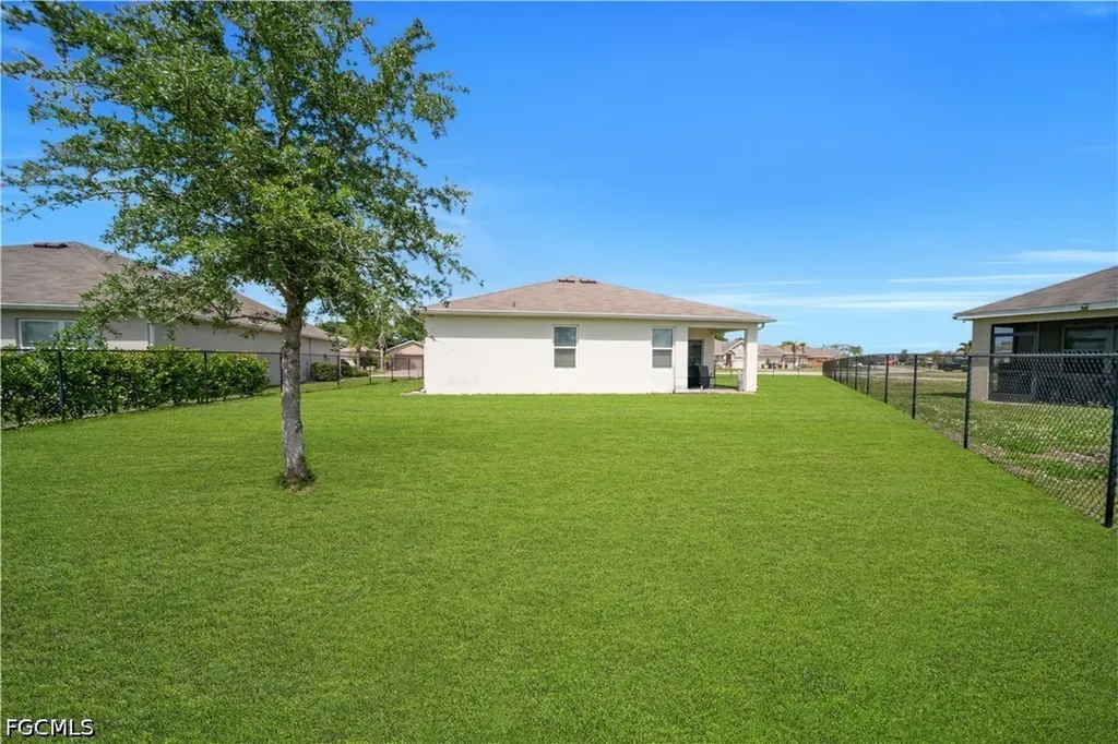 10549 Canal Brook Lane Lehigh Acres FL 33936