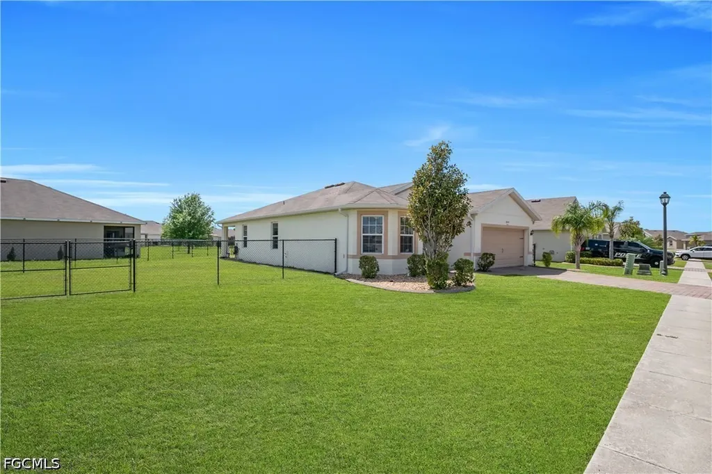 10549 Canal Brook Lane Lehigh Acres FL 33936