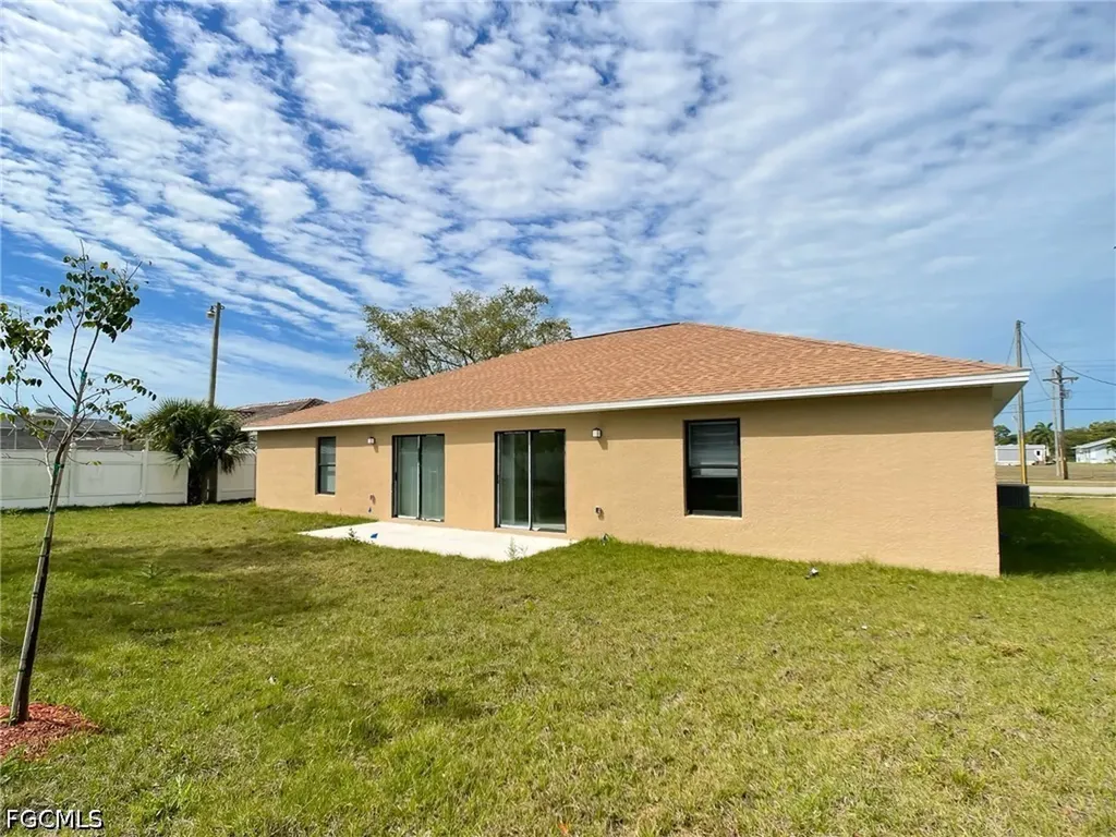 2005 Chiquita Boulevard S Cape Coral FL 33991