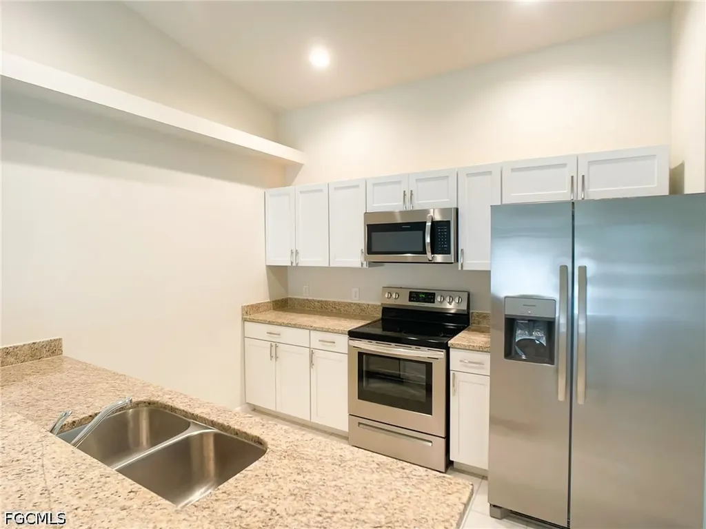 2005 Chiquita Boulevard S Cape Coral FL 33991