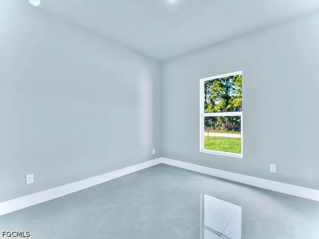 1040 Candlelight Drive Lehigh Acres FL 33974