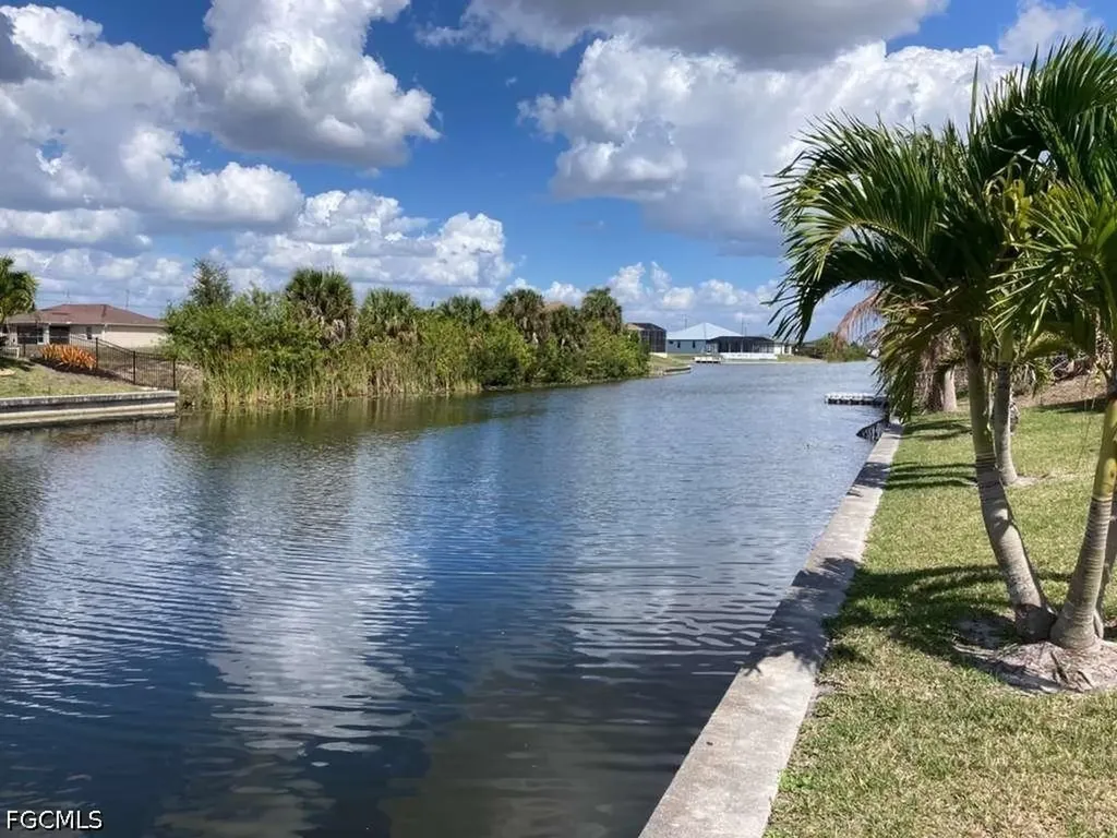2637 NW 1st Street Cape Coral FL 33993