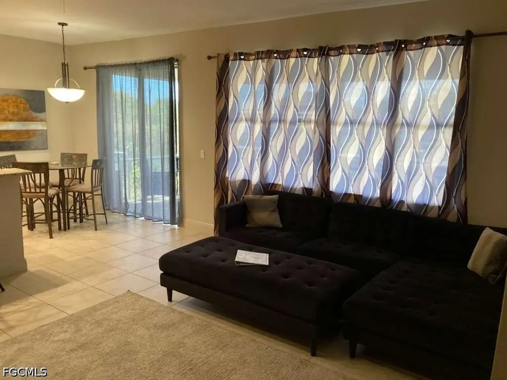 2637 NW 1st Street Cape Coral FL 33993