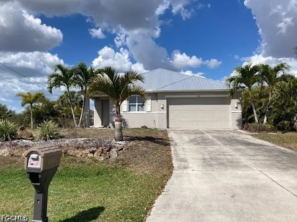 2637 NW 1st Street Cape Coral FL 33993