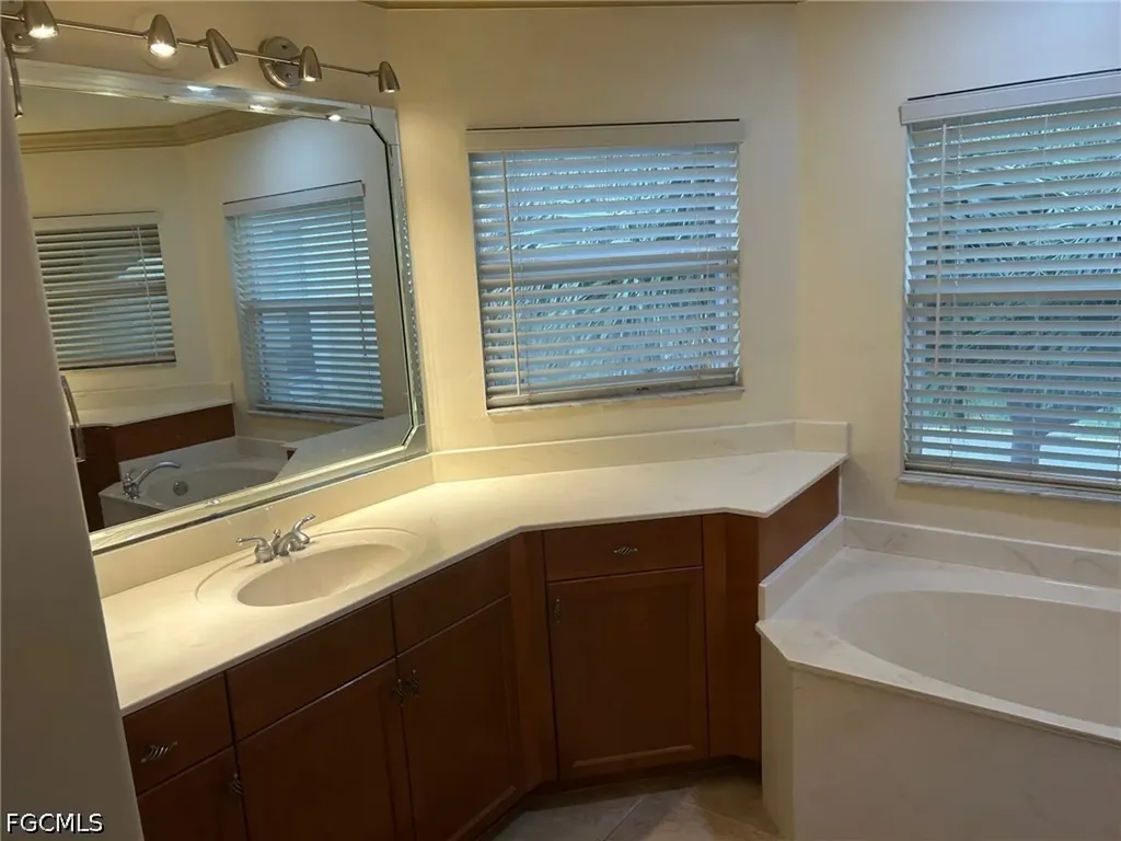 20650 Torre Del Lago Street Estero FL 33928