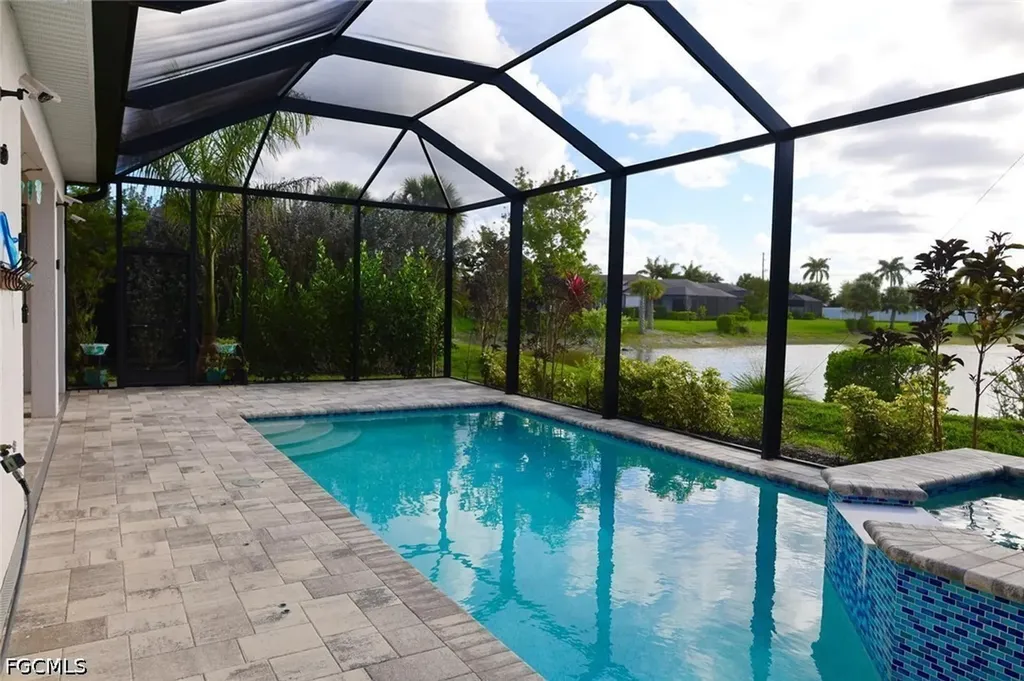 28000 Longboat Key Run Bonita Springs FL 34135