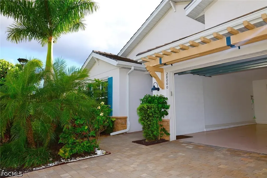 28000 Longboat Key Run Bonita Springs FL 34135