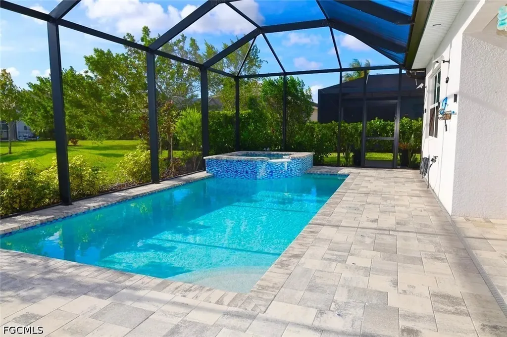 28000 Longboat Key Run Bonita Springs FL 34135