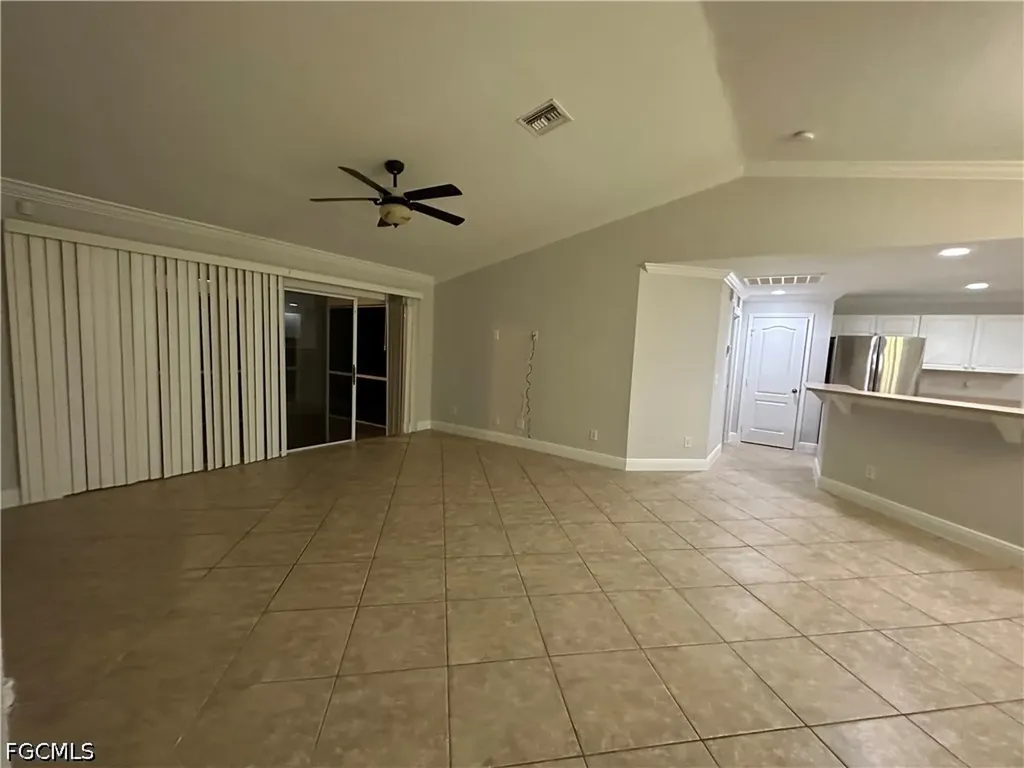 1706 Kismet Parkway E Cape Coral FL 33909