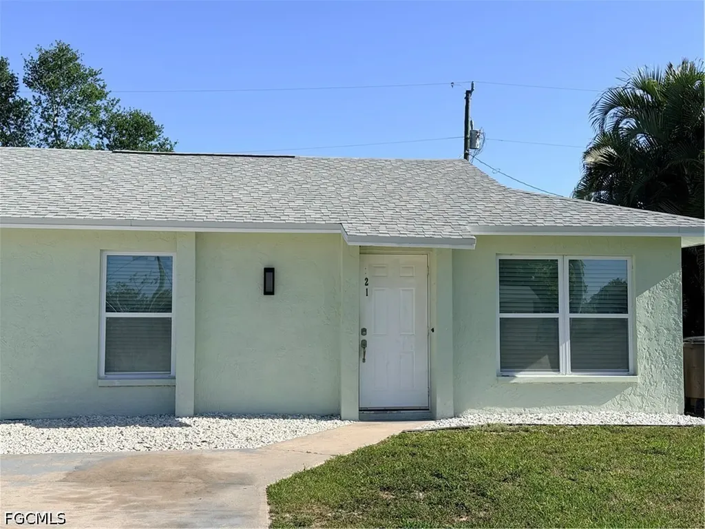 321 SW 17th Street Cape Coral FL 33991