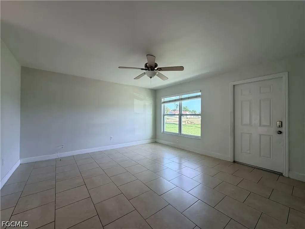 321 SW 17th Street Cape Coral FL 33991