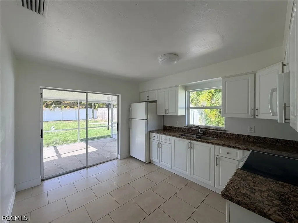 321 SW 17th Street Cape Coral FL 33991