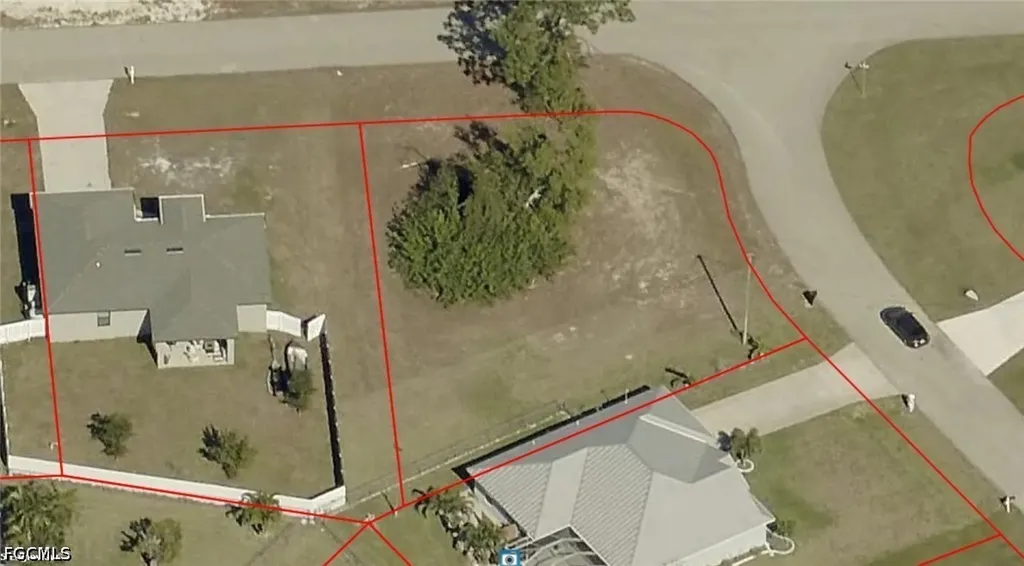 1912 NE 44th Street Cape Coral FL 33909