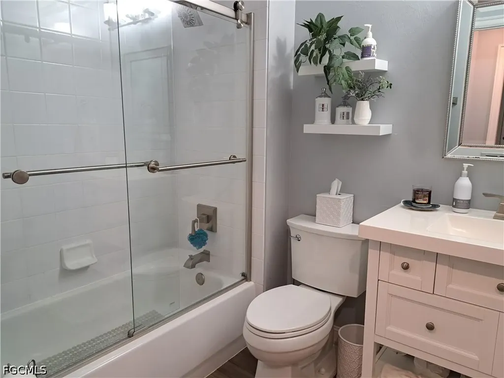 11037 Harbour Yacht Court Fort Myers FL 33908
