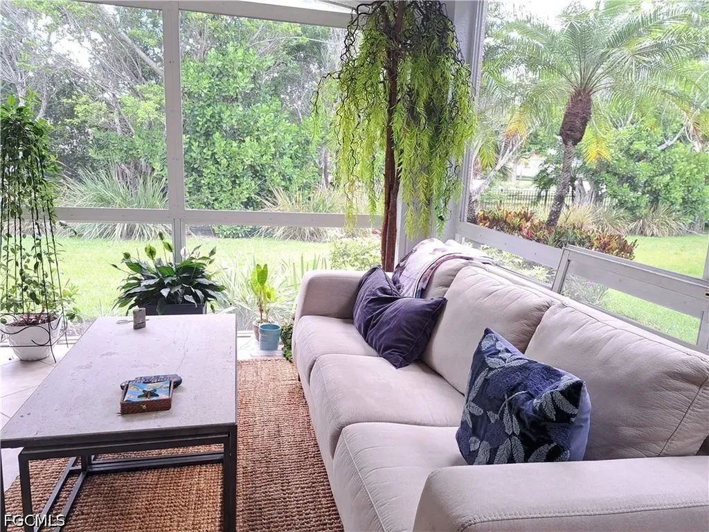 11037 Harbour Yacht Court Fort Myers FL 33908