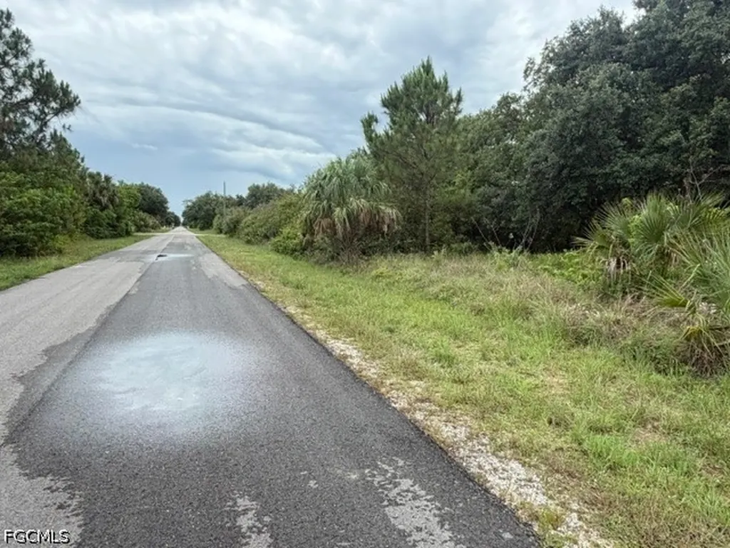 1905 Hamilton Avenue Lehigh Acres FL 33972