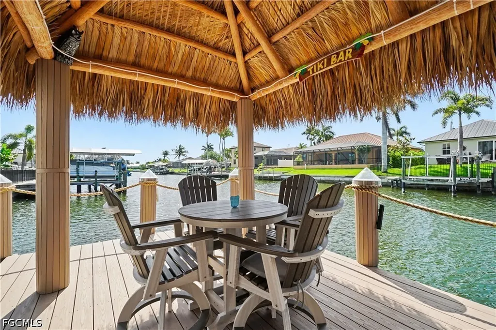 2814 Gleason Parkway Cape Coral FL 33914