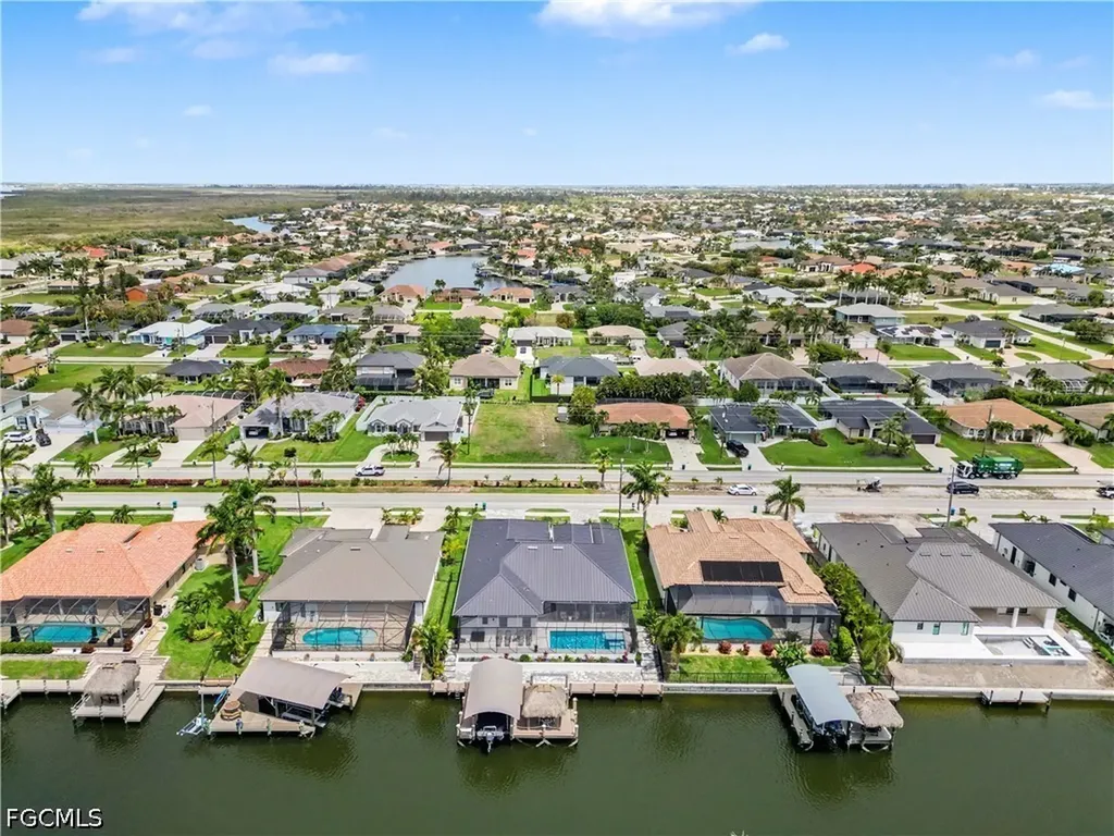 2814 Gleason Parkway Cape Coral FL 33914