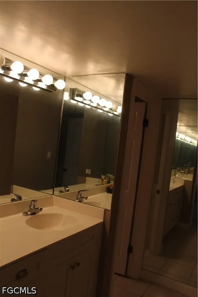 25806 Cockleshell Drive Bonita Springs FL 34135